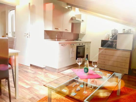 Casa Vacanza Zaira & Claudio Pianello Del Lario Exterior foto